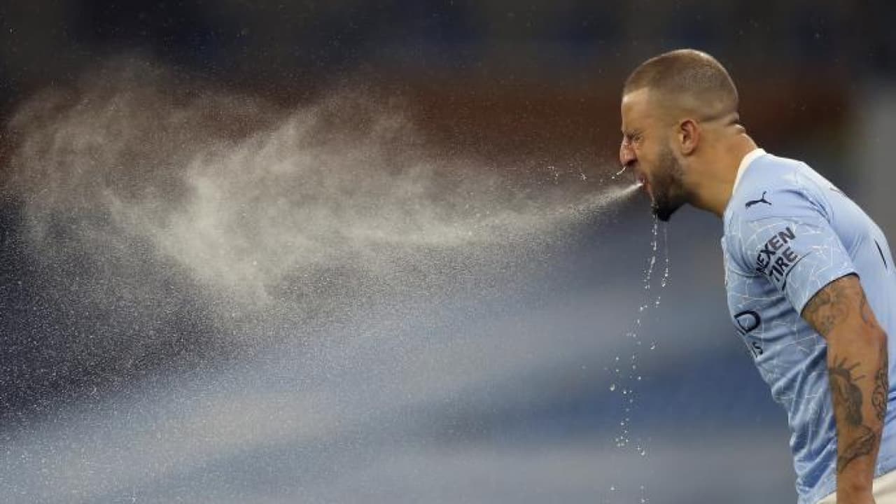 Gabriel Jesús y Kyle Walker dan positivo por COVID