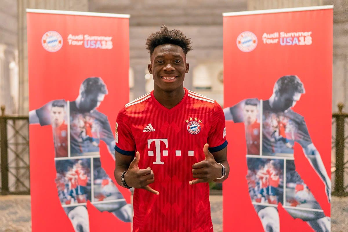 Transferencia histórica: Alphonso Davies, de 17 años, es fichado por el Bayern Munich
