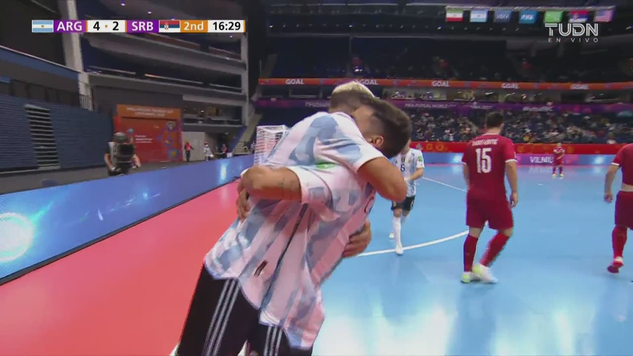 Voltereta de Argentina ante Serbia y clasifica a octavos del Mundial