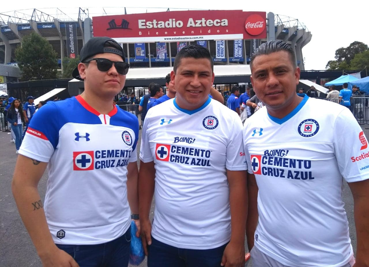Fanáticos de Cruz Azul previo al encuentro ante León por la jornada 5 del Apertura 2018 de la Liga MX en el Estadio Azteca.