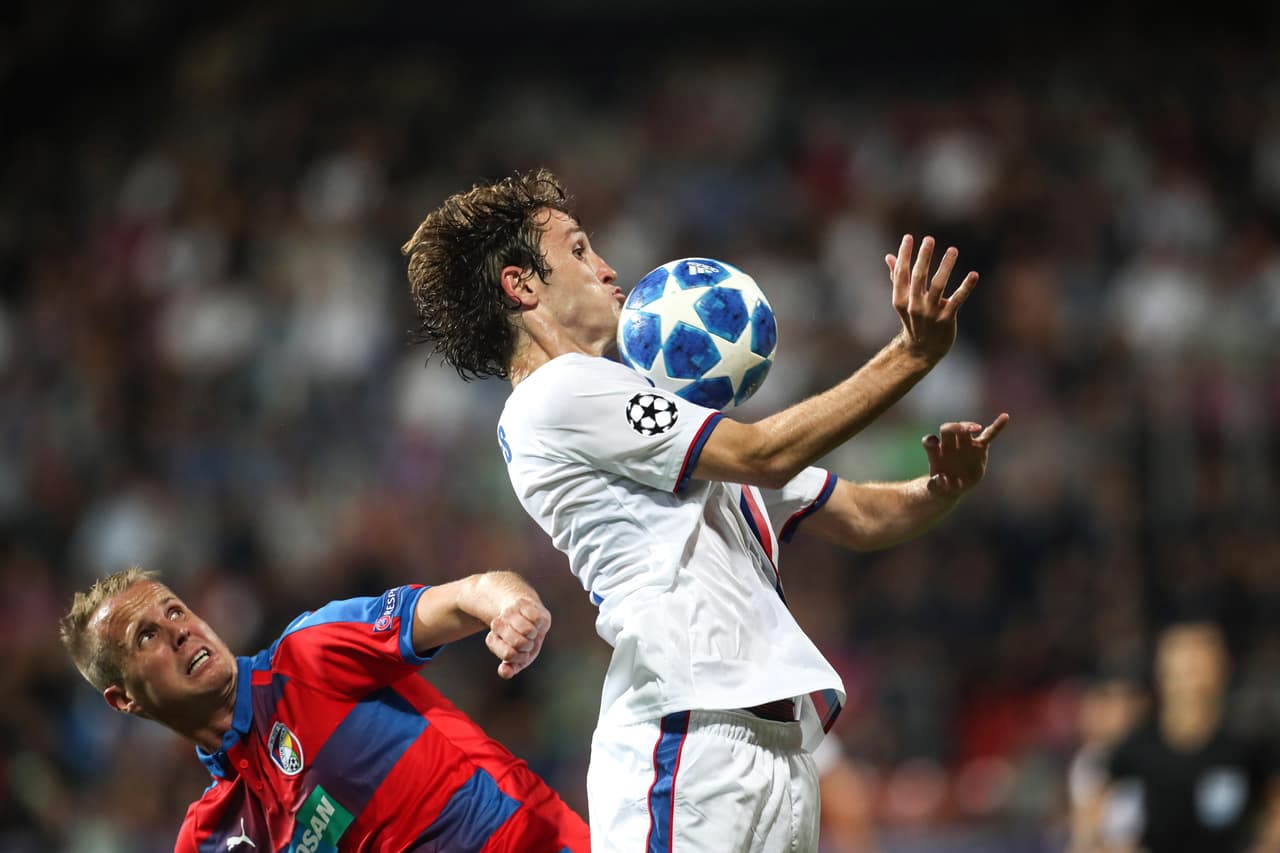 Viktoria Plzen cedió la igualdad 2-2 contra CSKA Moscú en el arranque del grupo G de la Champions League en República Checa.