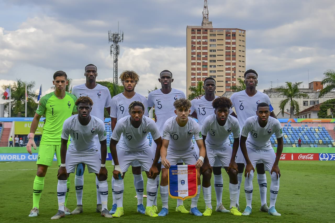 España 1-6 Francia. Valera abrió el marcador por La Roja; Kouassi ,Mbuku , Lihadji, Pembele, Rutter y Aouchiche anotaron para los galos.