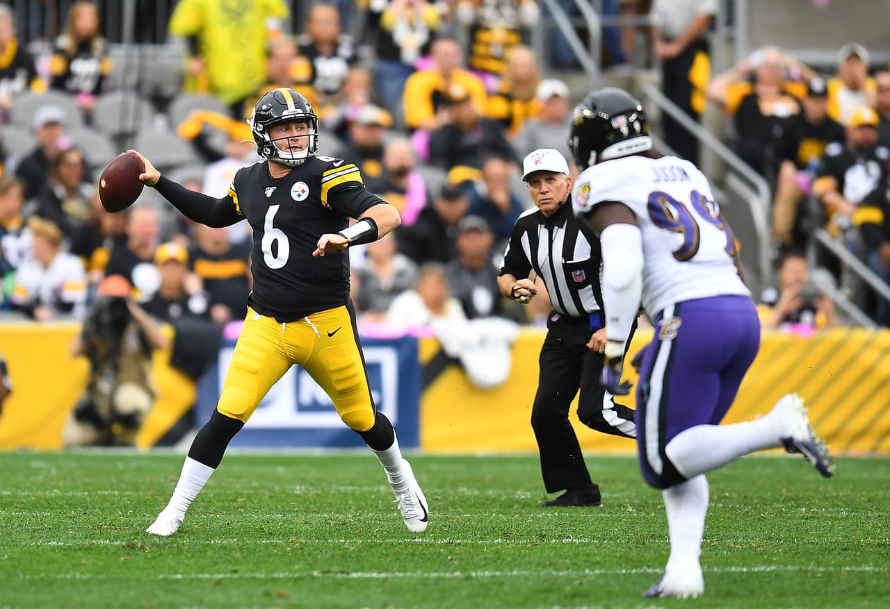 Los Steelers lo cortaron antes de la temporada regular y no lo contemplaban para formar parte del equipo.