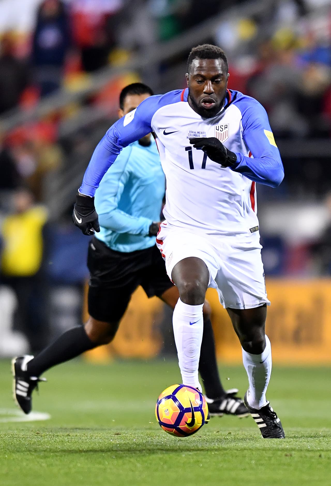 Jozy Altidore fue el gran protagonista de la mejoría de Estados Unidos, pero en el primer tiempo parecía impotente. De una jugada suya nació el primer gol y por poco también aporta para el segundo. La derrota es un duro golpe para este veterano delantero. Calificación: 6