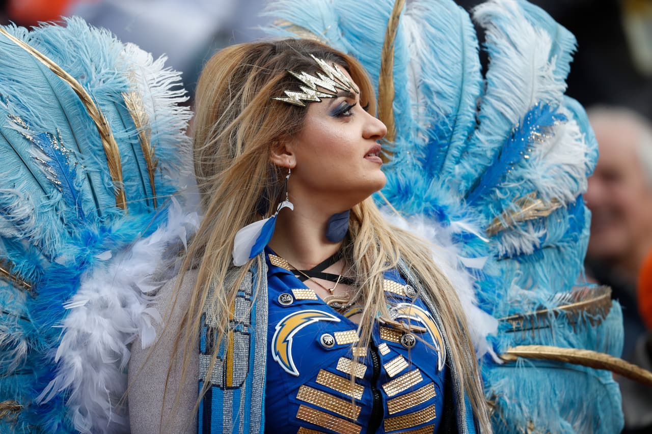 ¡Con razón se quedaron los Chargers en Los Ángeles!