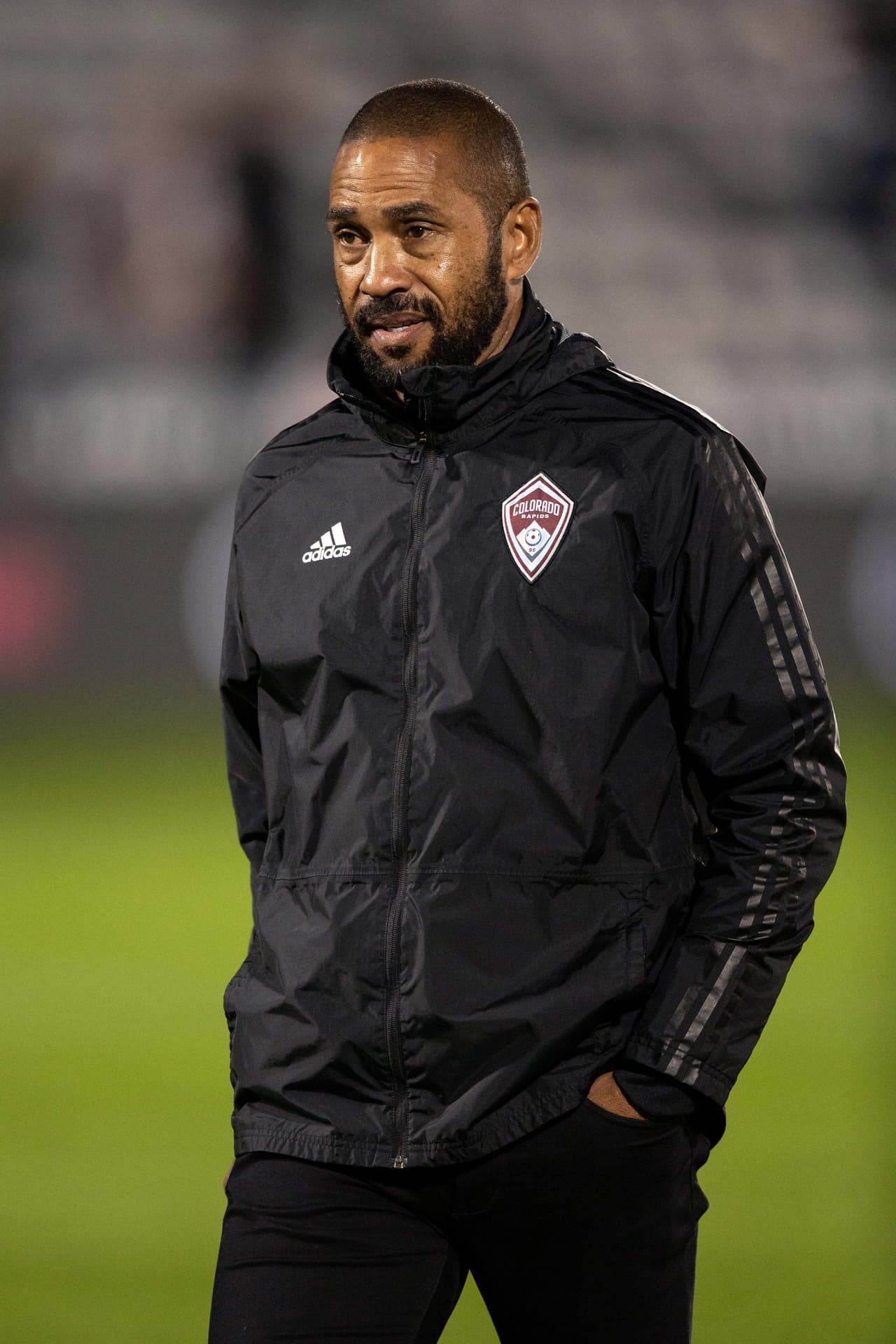 Robin Fraser es el entrenador de Colorado Rapids, que en el fin de semana sorprendió y derrotó a D.C. United como visitante por 2-1. La buena actuación de su equipo le sirvió para ser escogido como el técnico del Equipo de la Semana.