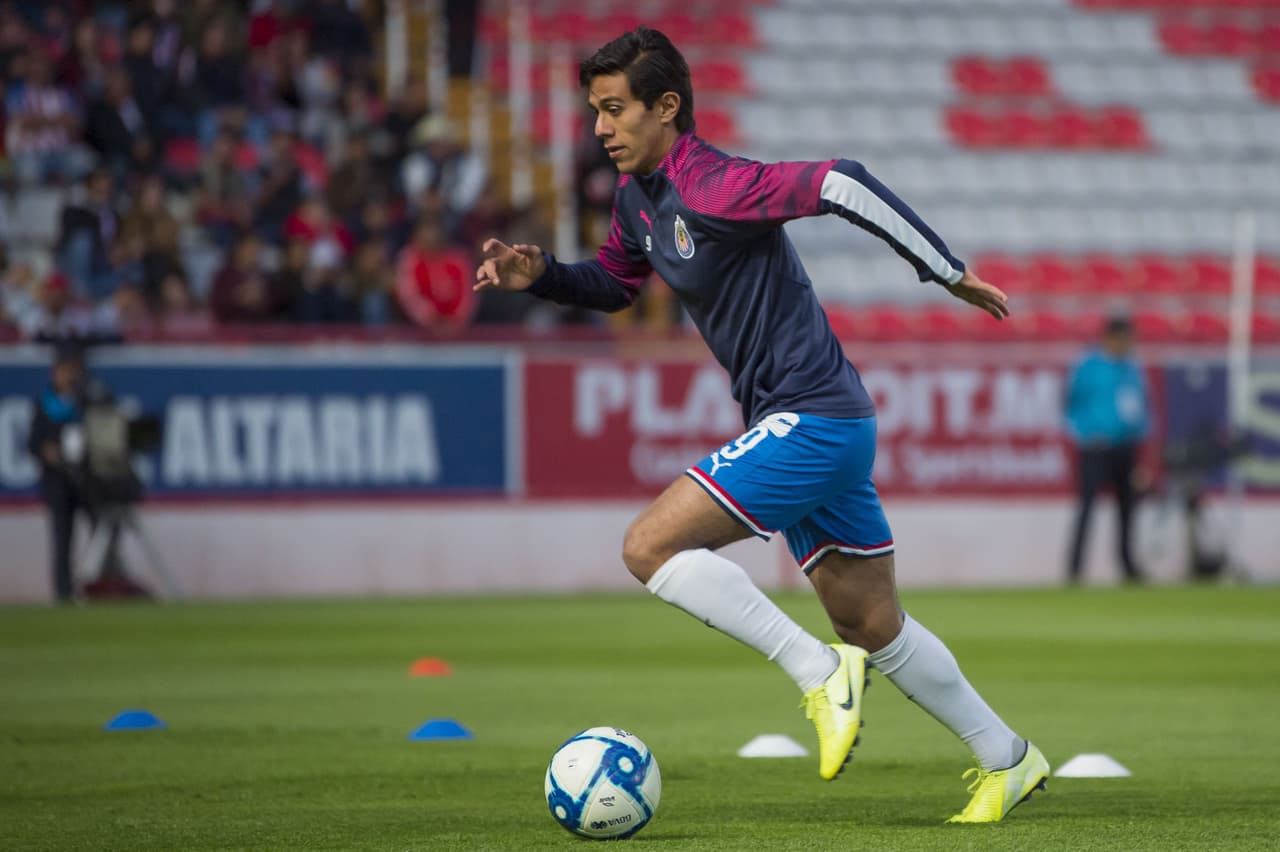 Macías y Alexis Vega están listos para reaparecer con Chivas