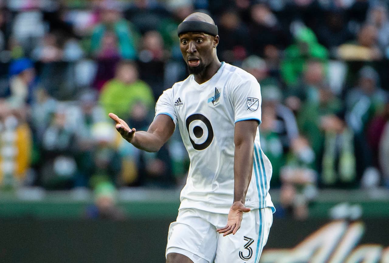 Ike Opara, zaguero de Minnesota United FC, anotó dos tantos en el triunfo a domicilio de 'los Loons' sobre San Jose Earthquakes.