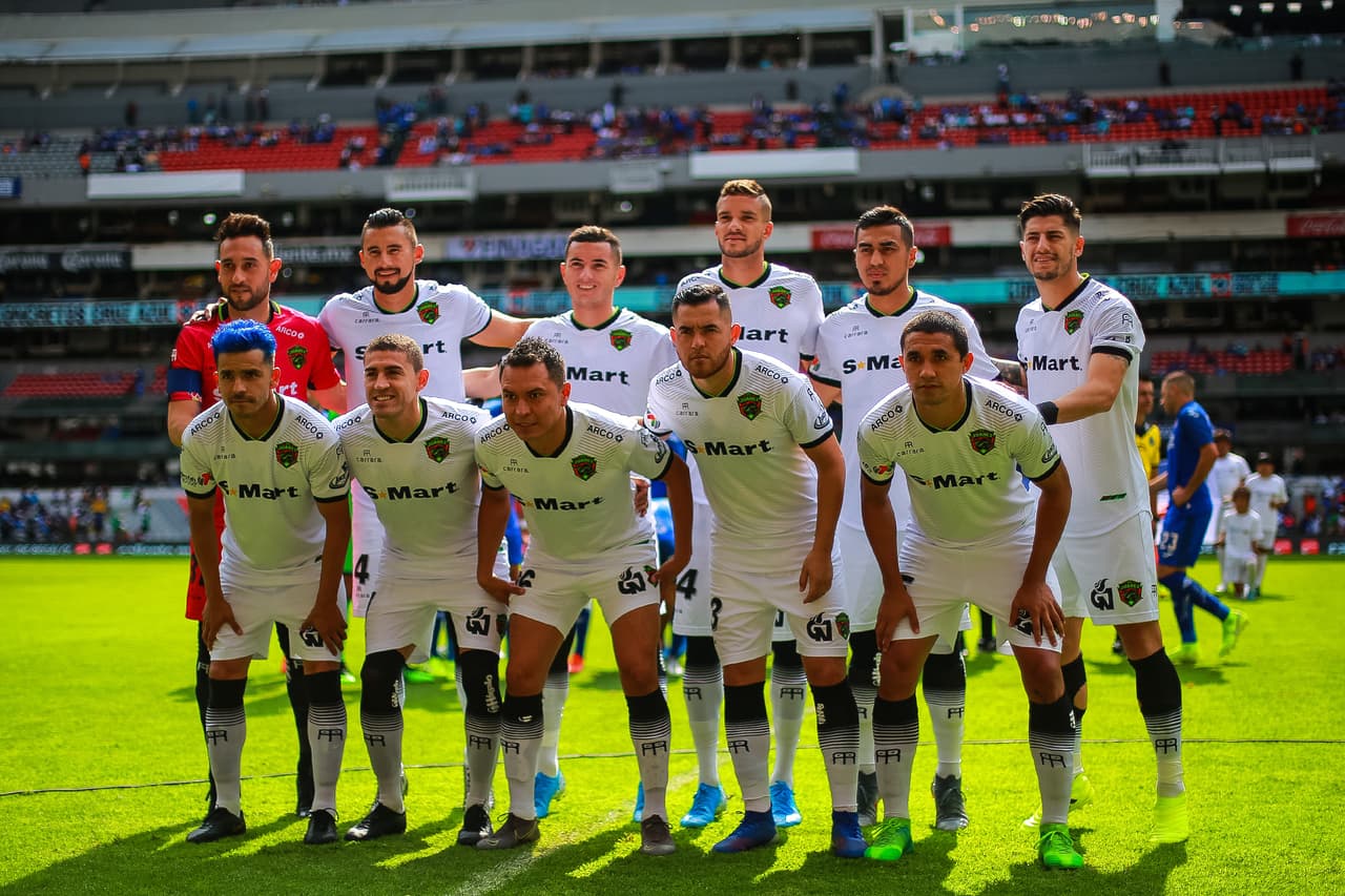 Este fue el once inicial que envió Gabriel Caballero para encarar al conjunto celeste.