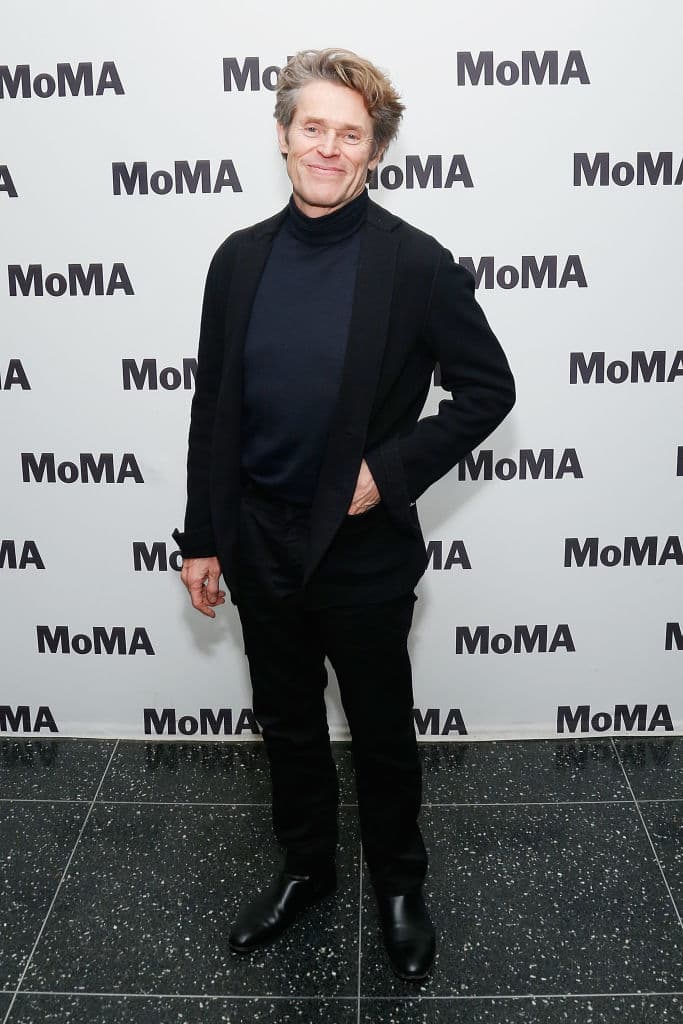 Ya no es joven y debe pensar en el futuro, pues la empresa va a cerrar. Un día de lluvia encuentra a Marianne, la ex esposa junto a la que vivió diez tumultuosos años de drogadicción.
<br>