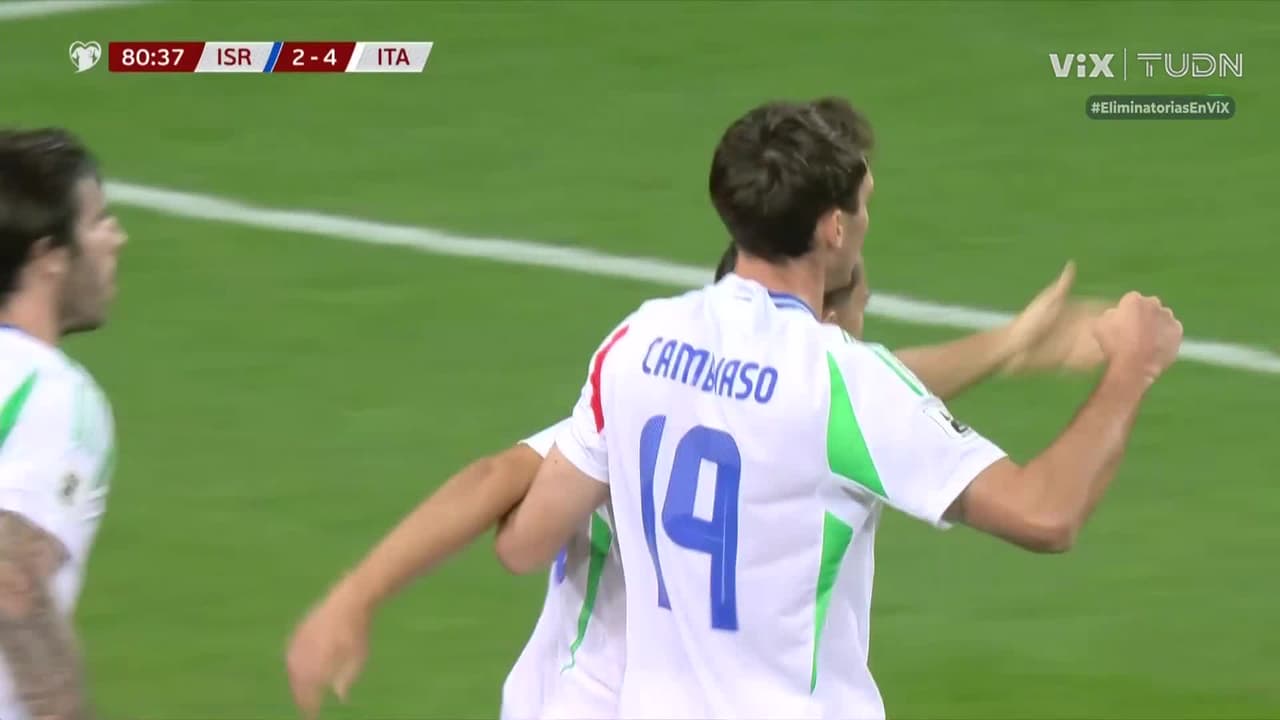 ¡Gol de Italia! Raspadori entra al campo y un minuto después anota el 2-4