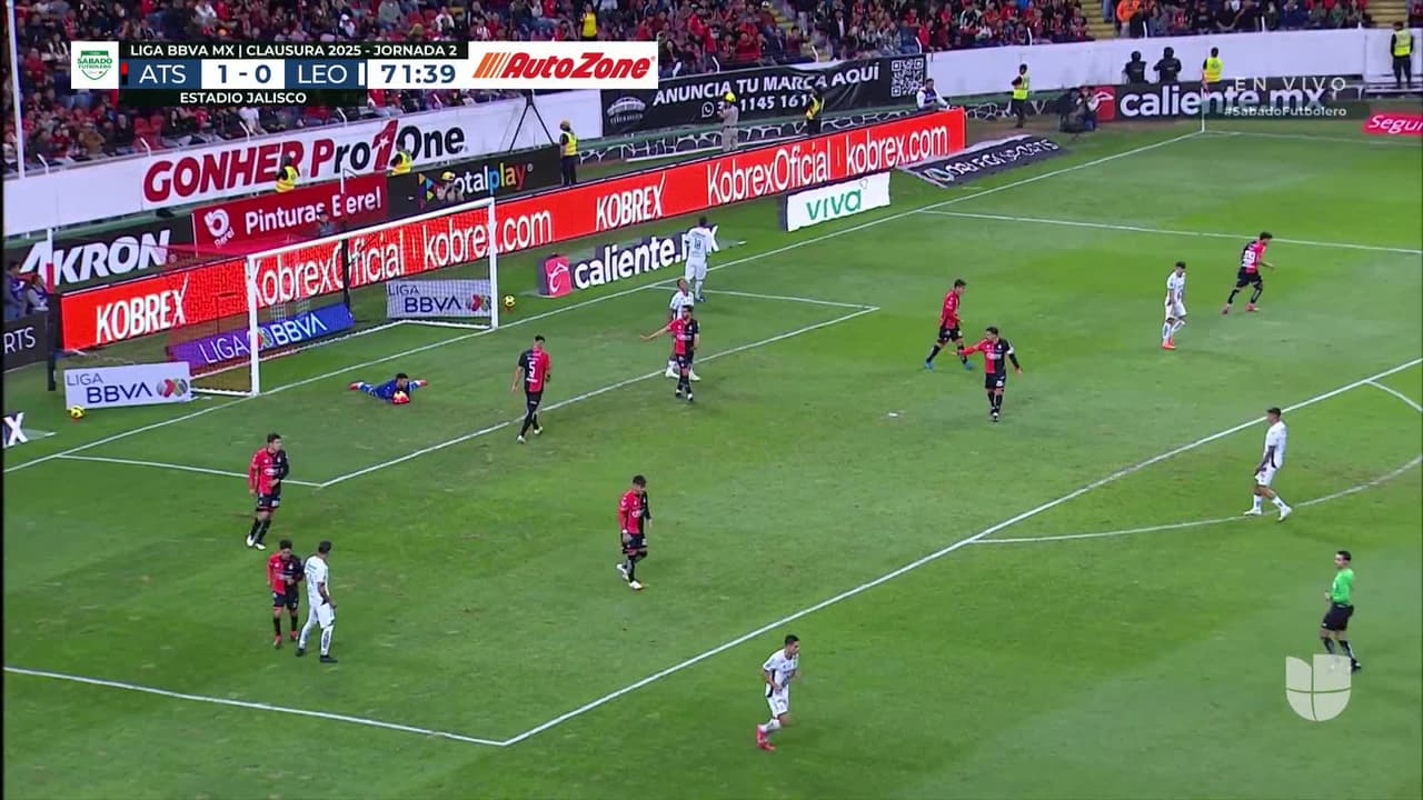 ¡TIRO ATAJADO! disparo por Carlos Cisneros.