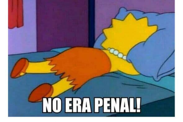 La afición de México no olvida el penal que le marcaron a Arjen Robben y así se han expresado en las redes sociales.