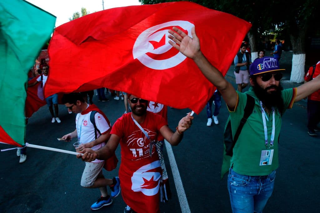 Aficionados tanto tunecinos como ingleses acudiendo al llamado de sus selecciones en el debut mundialista para ambas. No cabe duda que estaban empezando a pasarla muy bien en Volgograd.