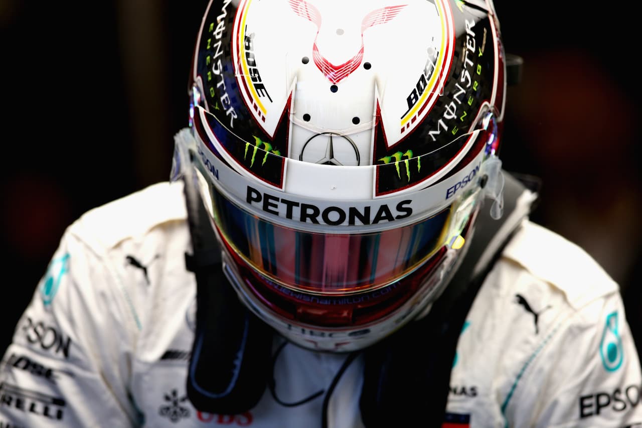 En la tarde la jornada continuará con la segunda práctica de libres y este sábado la pole position será en la tarde.