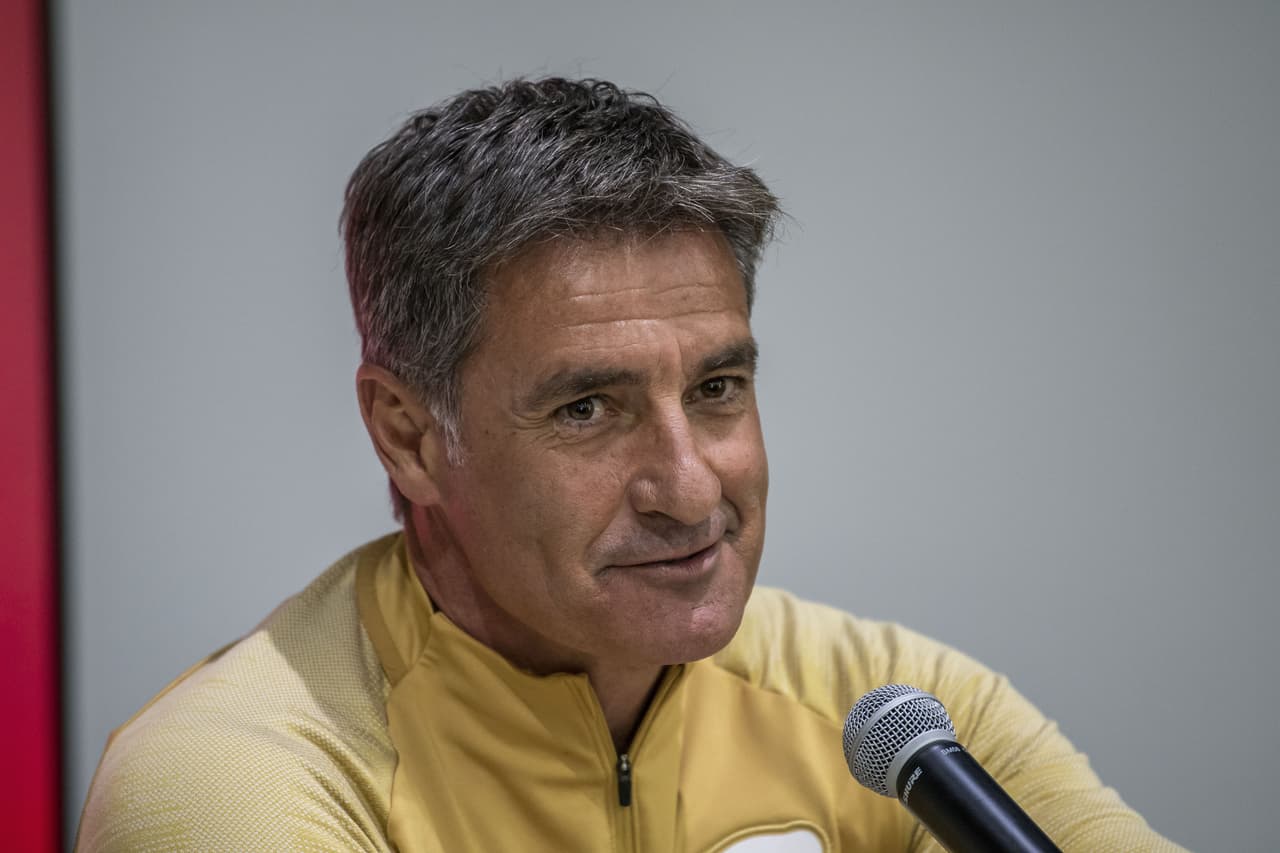 Míchel quiere que Pumas sea la mejor defensiva