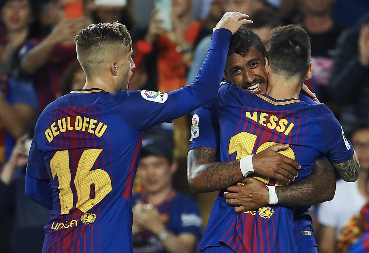 Un 'Póker' de Lionel Messi, más los goles de Paulinho y Denis Suárez, sentenciaron el triunfo del F.C. Barcelona ante el S.D. Eibar, que encontró el descuento con Sergi Enrich.