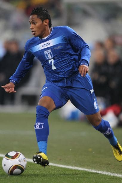 Ramón Núñez tendrá que esperar otro momento para volver a la 'bicolor' pues tampoco tuvo muchos minutos con el Leed United.