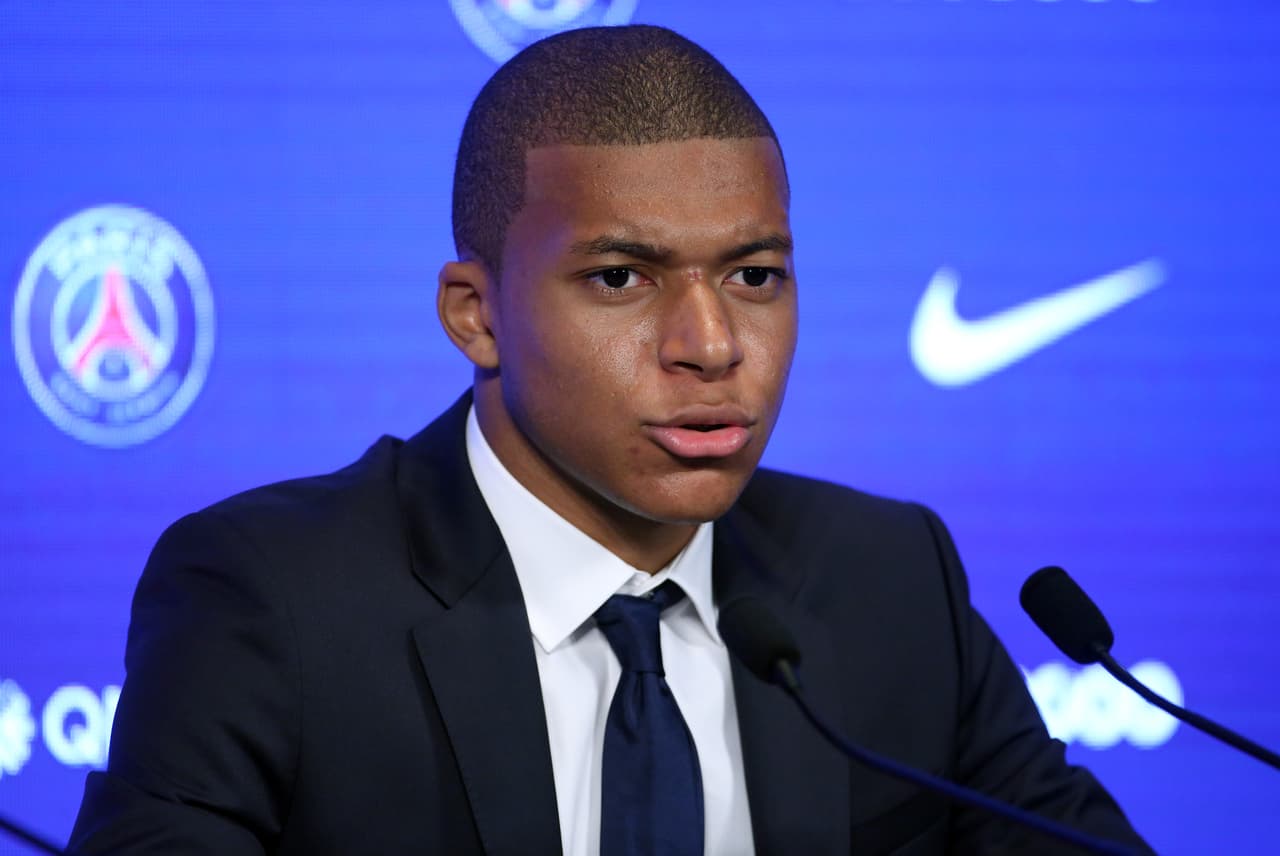 El joven talento francés, de 18 años, no quiso desvelar a la prensa qué ocurrió exactamente con su club, al que había comunicado que era su prioridad para esta temporada.