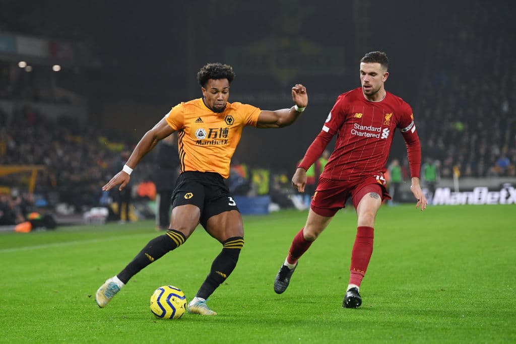 Con goles de Jordan Henderson y Roberto Firmino, Liverpool gana y alarga su racha de victorias a 14.