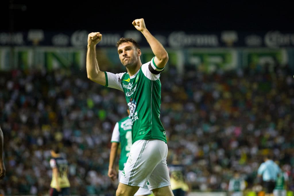 Mauro Boselli (León)