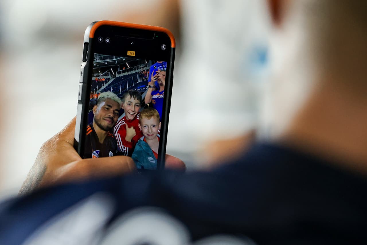 Y hasta una 'selfie' con Josef Martínez.
<br>