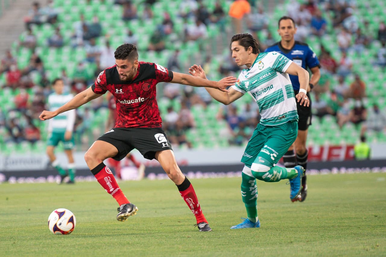 Con autoridad Santos se impone al Toluca y se mantiene en la pelea por un puesto directo para los Cuartos de Final.