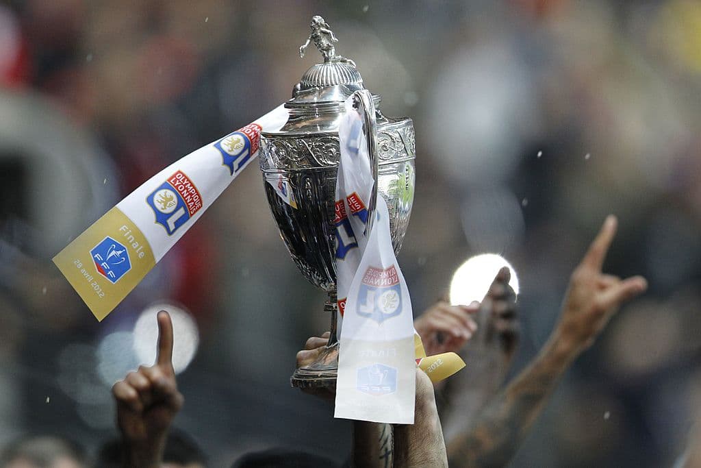 Football Club Saint-Louis Neuweg se perdió la siguiente ronda tras perder 0-2 ante Club Sportif Sedan Ardennes.