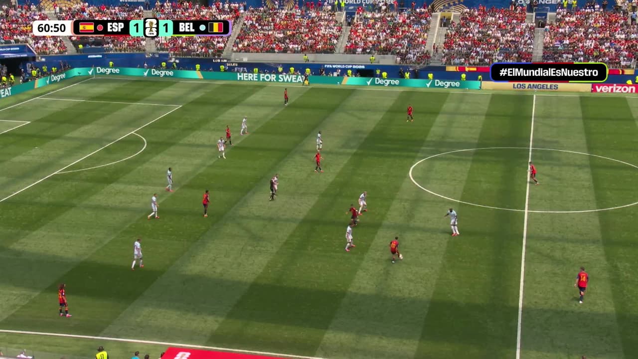 ¡TIRO ATAJADO! disparo por Kevin De Bruyne.
