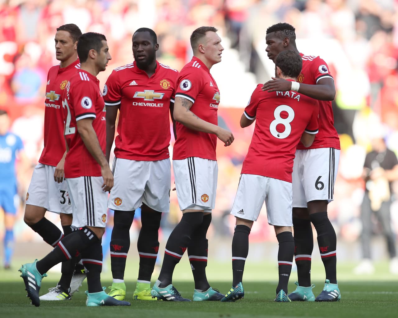 <b>6. Manchester United (Inglaterra): </b>los 'Diablos Rojos' gastaron 164 millones de euros en los 10 fichajes que realizaron este verano. El más alto fue el de Romelu Lukaku del Everton.