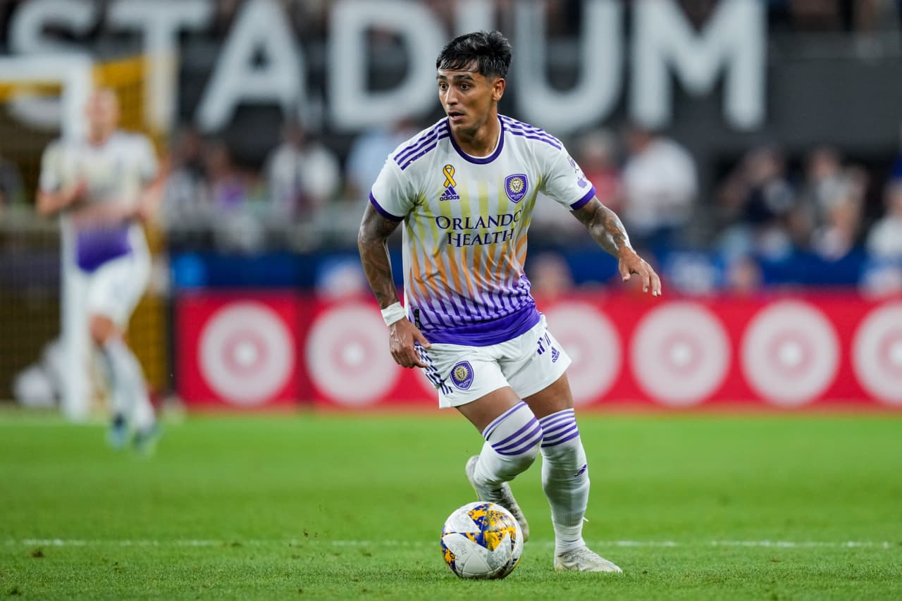 Mediocampista: FACUNDO TORRES (Orlando City SC)