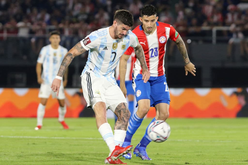 Argentina no logra batir las redes paraguayas y se conforman con el empate 0-0.
