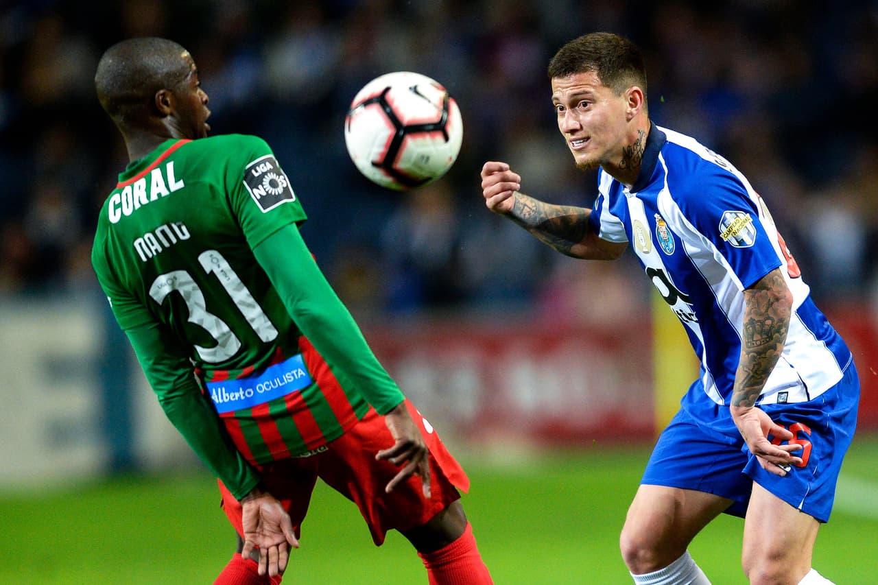 El Porto sumó su victoria 20 en la temporada actual de la Liga de Portugal con un claro 3-0 sobre Marítimo en el Estadio do Dragao.