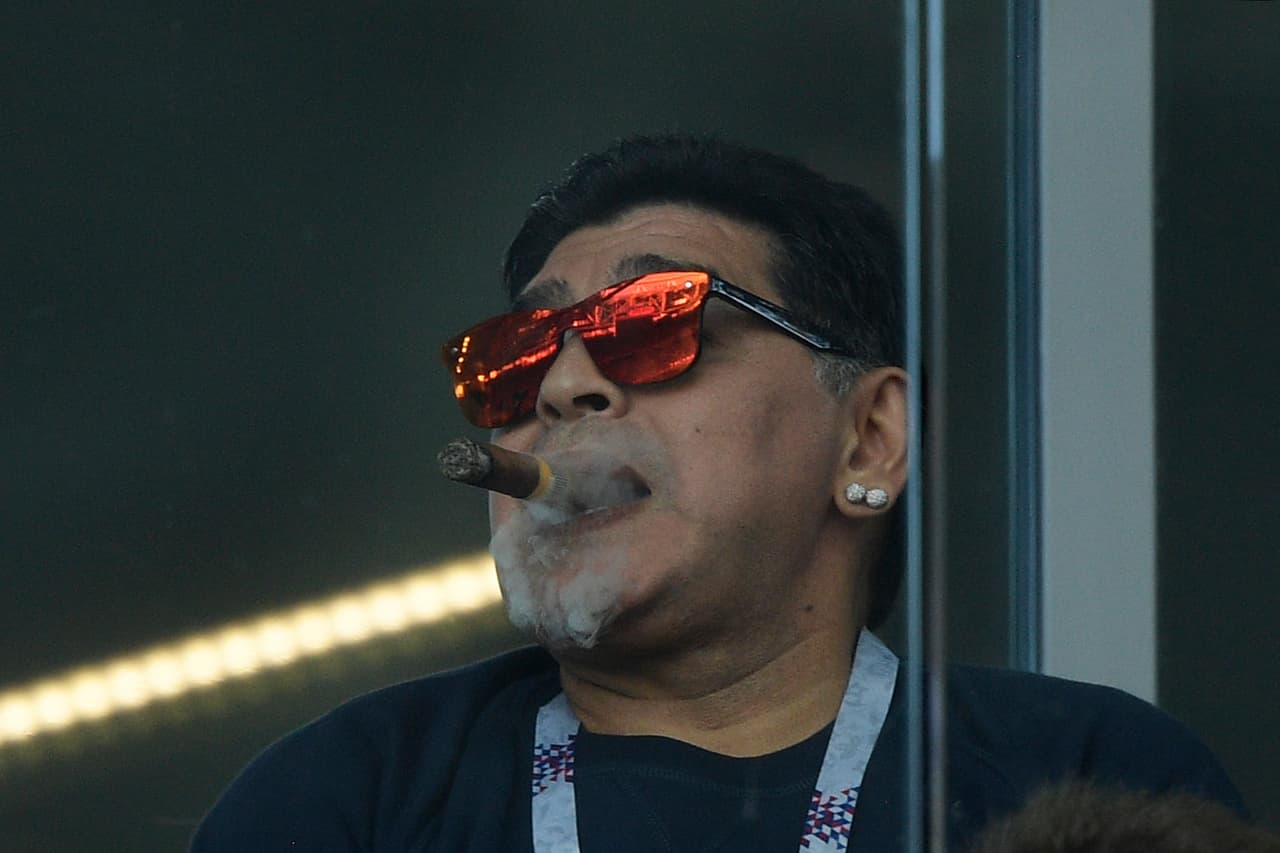 Audios revelan que Maradona recibía alcohol y marihuana diario