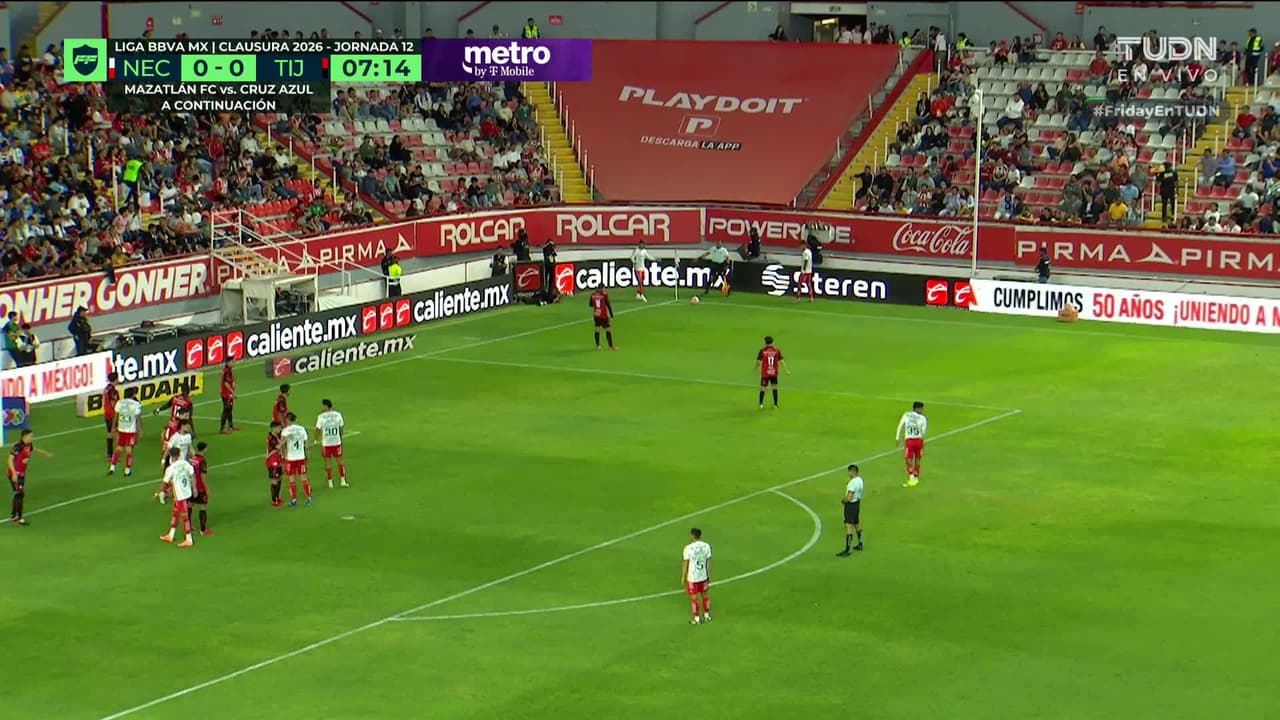 ¡TIRO ATAJADO! disparo por Lorenzo Faravelli.