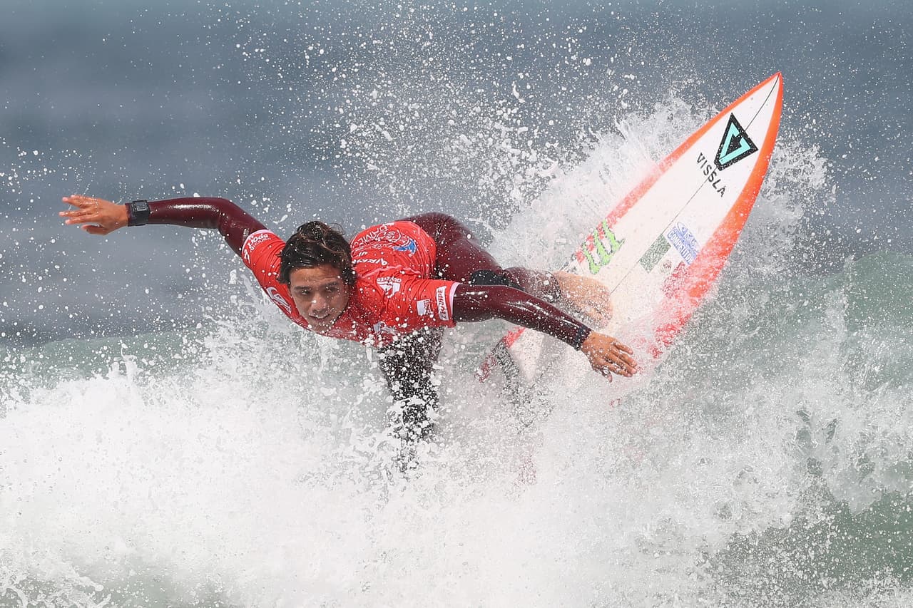El portugués Pedro Henrique logró la medalla de bronce y el español Jonathán González obtuvo la medalla de cobre para completar el podio.