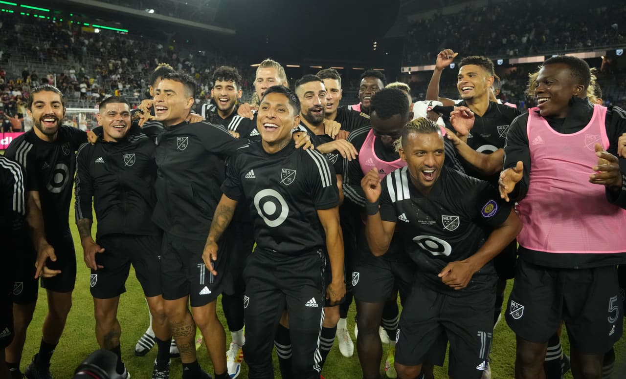 La celebración no se apagó.
<br>