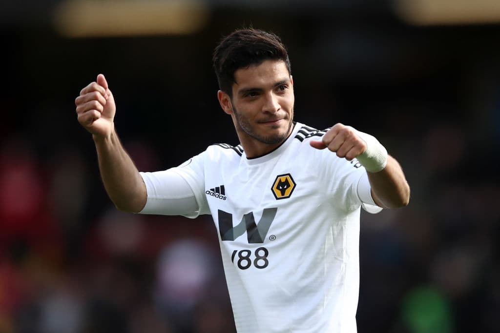 Acorde con el portal especializado Transfermarkt, el delantero mexicano del Wolverhampton Raúl Jiménez es uno de los fichajes de más valor en el mercado de pases previo a la Temporada 2019-2020.