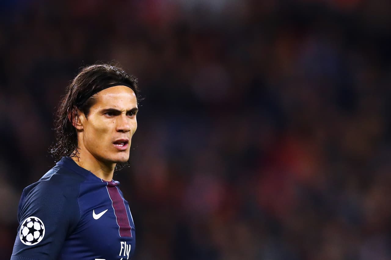 Cavani acumula 25 goles en la presente edición de la Ligue 1, siendo el máximo goleador por gran diferencia, y suma 6 en la actual Champions League.