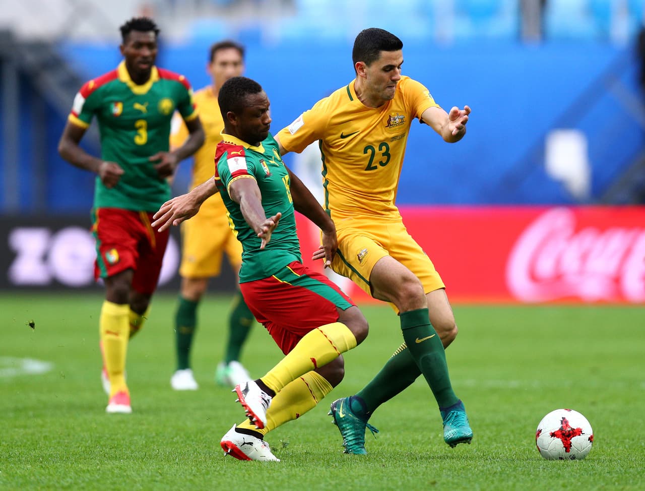 Australia llegó con la confianza de haber tenido una excelente presentación contra Alemania, frente a un Camerún que no fue tan seguro frente a Chile.