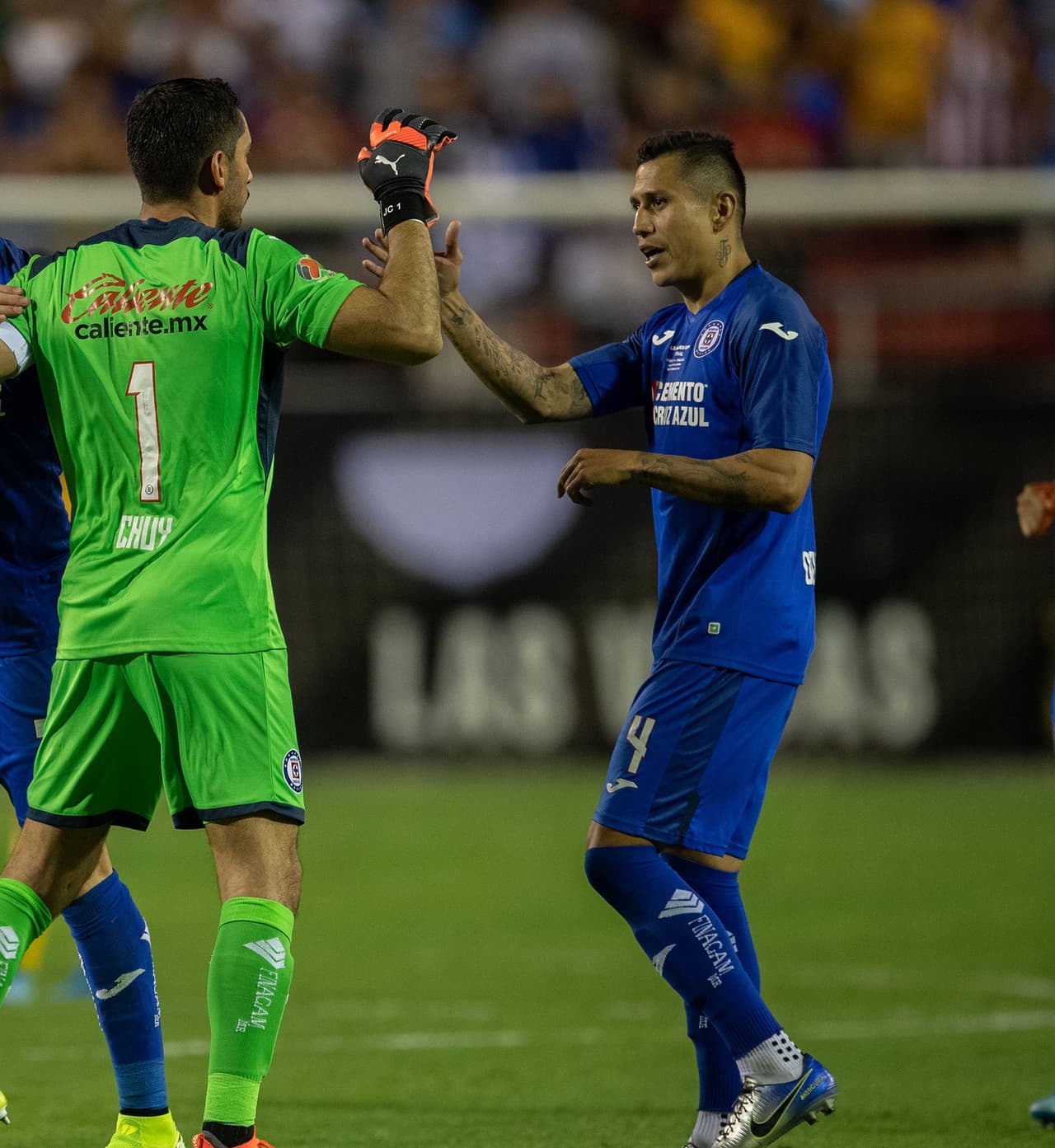 'Cata' Domínguez impone marca histórica con Cruz Azul