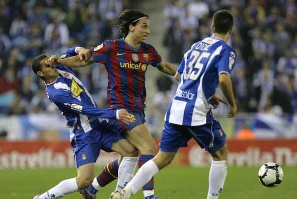 Zlatan Ibrahimovis reapareció en la segunda parte recuperado de su lesión.