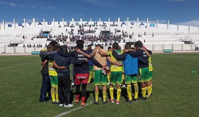 Once jugadores y técnico del Credicoop San Román de Perú dieron positivo de coronavirus.