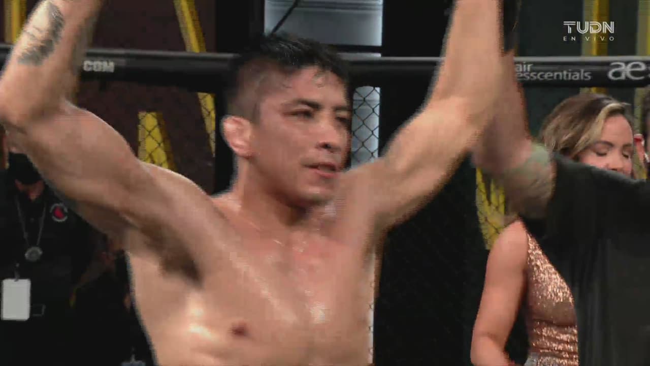 ¡Le arrebata el invicto! Gianni Vázquez derrotó a David Martínez