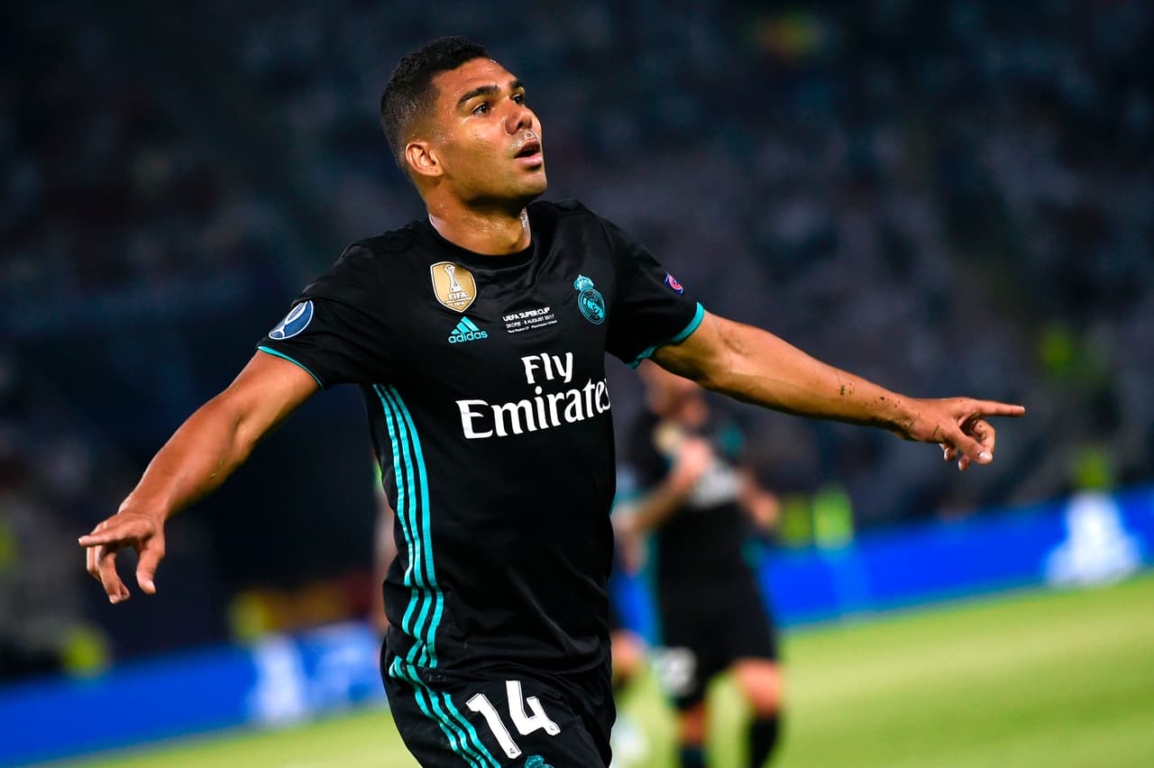 Asistencia perfecta de Dani Carvajal para un Casemiro que pisó el área por la banda izquierda y, esforzándose, logró conectar la pelota para superar a De Gea.