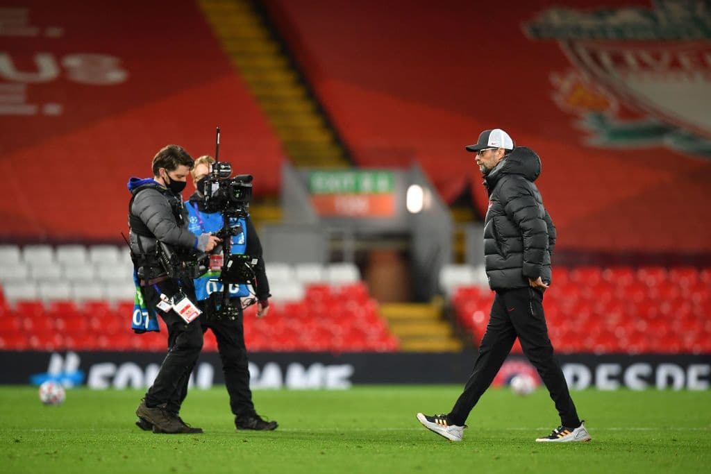 Pep Guardiola y Jurgen Klopp resaltan las luchas de Diego Maradona