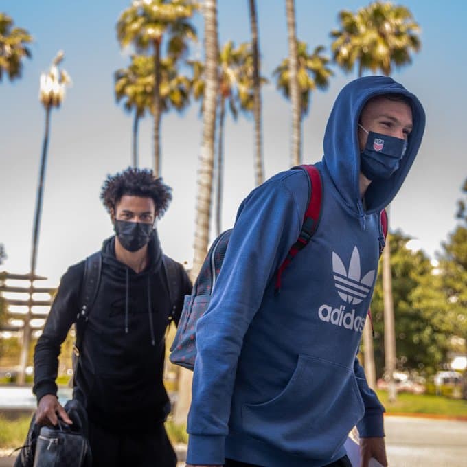El canadiense Tajon Buchanan y el estadounidense Henry Kessler se unieron al plantel tras cumplir con su participación con las selecciones de Canadá y Estados Unidos en el torneo preolímpico de Concacaf.