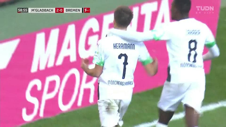 ¡GOOOL! Patrick Herrmann anota para Borussia Mönchengladbach