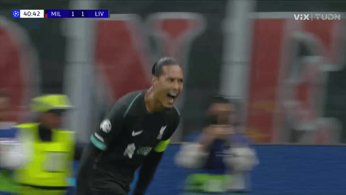 ¡Remontada del Liverpool! Cabezazo de Van Dijk y Milan ya lo pierde