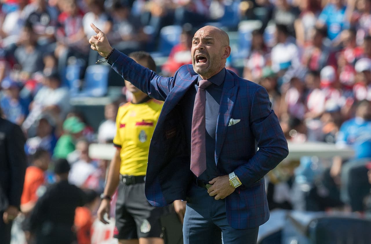 A un error más de perder la cabeza por completo.